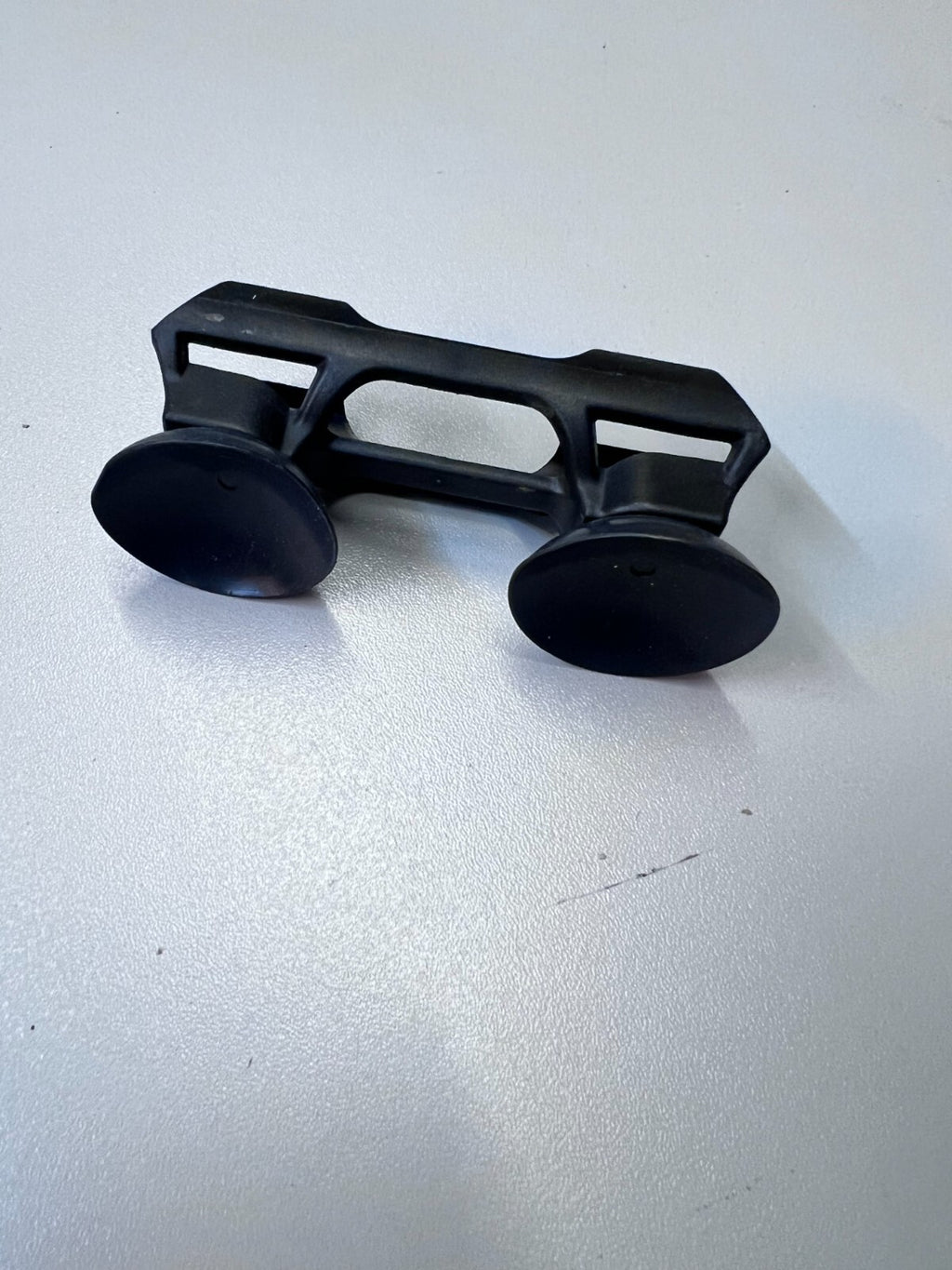 Aquarium Terrarium Saugnapf-Halter Clips Schlauch-Rohrhalter
