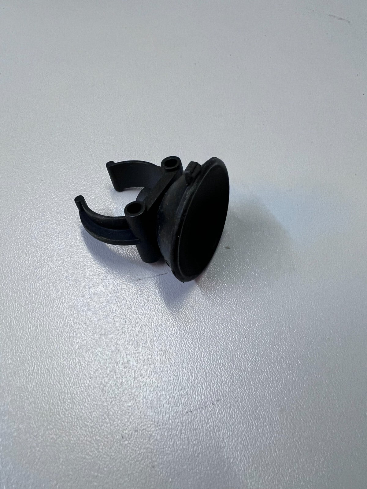 Aquarium Terrarium Saugnapf-Halter Clips Schlauch-Rohrhalter
