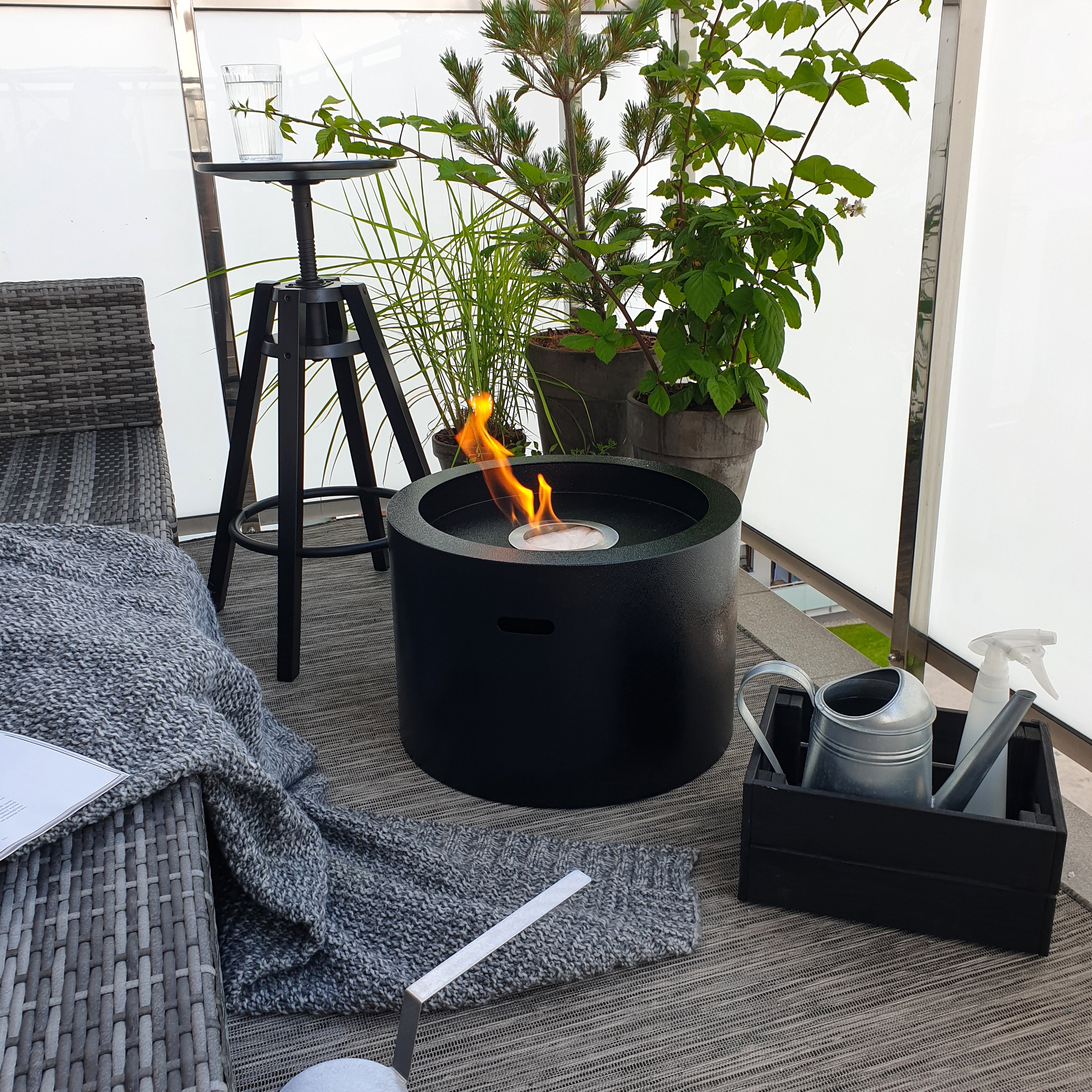 Campo24 - Fire bowl round black - 47.5x32.5cm - Garden fire bowl / Outdoor fire bowl / Fire bowl for terrace / Modern design fire bowl (copy)
